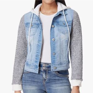 Juniors Wallflower Dreamer Jean Sweater Jacket